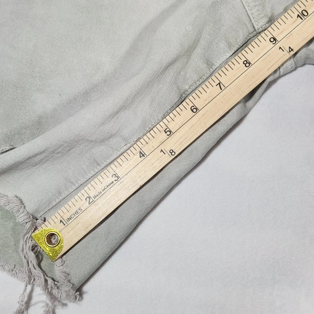 FRAME‎ L'Homme Mens Cut Off Washed Desert Sage Distressed Denim Shorts 36